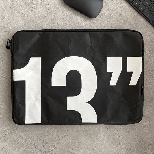 KaRiniTi Laptop Case 13 inch — black front, flat lay