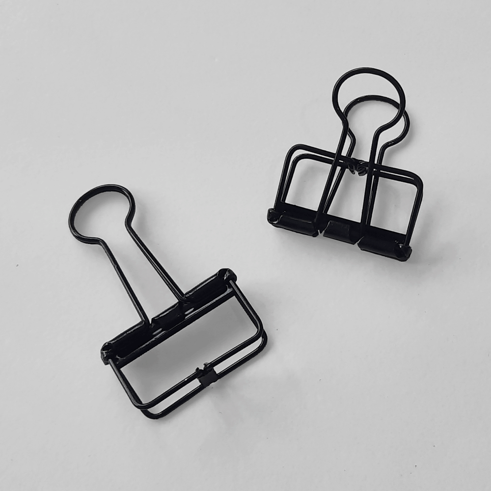 KaRiniTi Studio Black Hollow Binder Clip