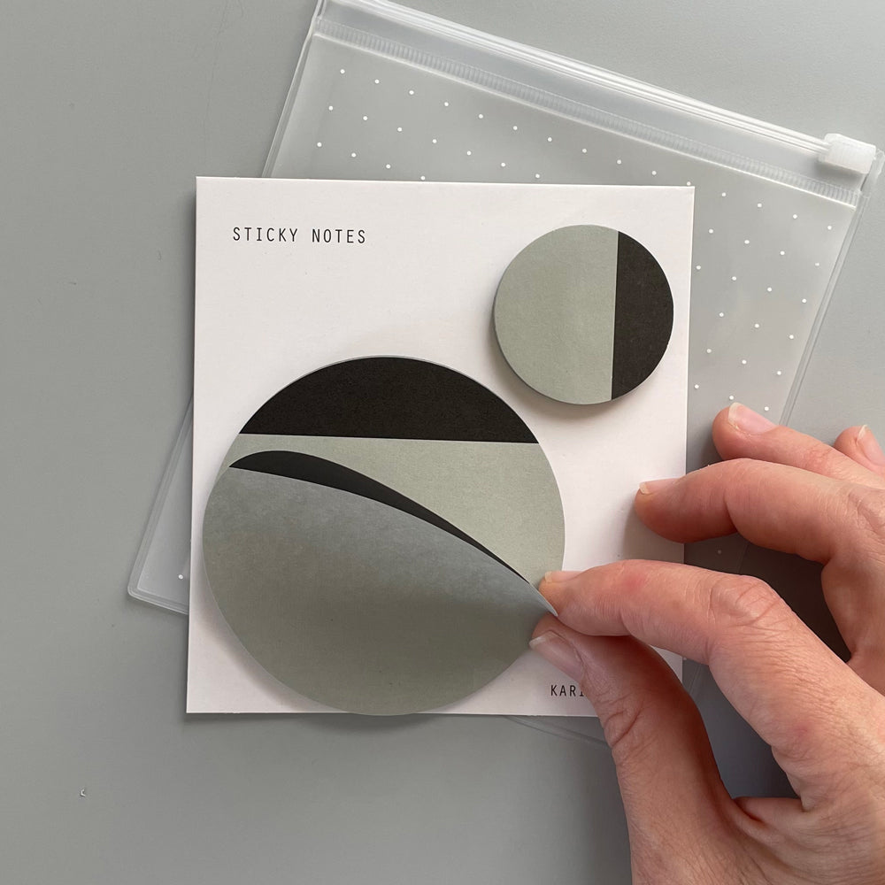 KaRiniTi - The Sticky Quote Combo In this combo you'll find: ▲ Spiral Notebook - Quote - Black / Gray ▲ 07 Days Weekly Planner / 31 Days Monthly Planner ▲ Sticky Note ▲ Blackwing Pencil - Matte