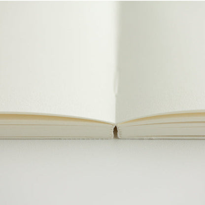 MIDORI MD Notebook A5 - Blank - sewn binding close-up