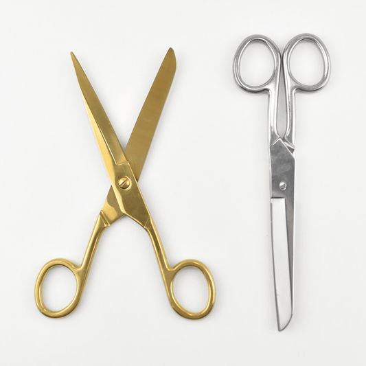 KaRniTi - Stainless Steel Scissors    ▲ Size: 18 cm   ▲ Weight: 96 gr.  ▲ Colors: Gold / Silver  ▲ Material: stainless steel